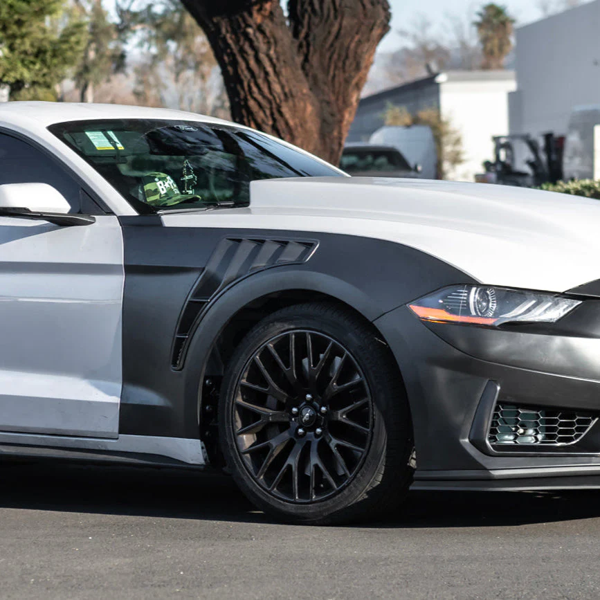 2018-23 Ford Mustang GT500 KR Style Front Side Vented Fenders - Image 2