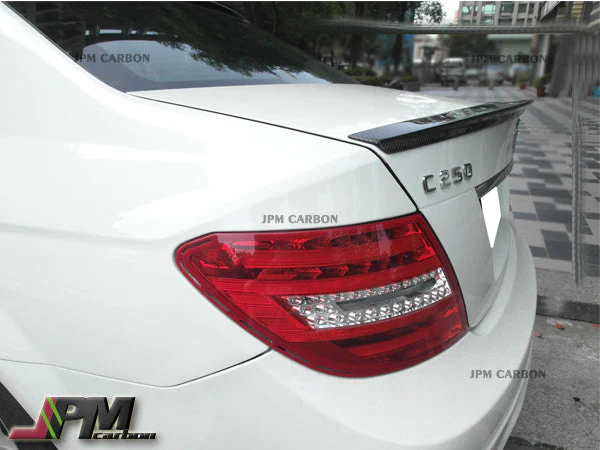 [JPMCarbon] D Style Carbon Fiber Trunk Spoiler Fits For 2008-2014 Mercedes-Benz W204 C-Class Sedan - Image 3