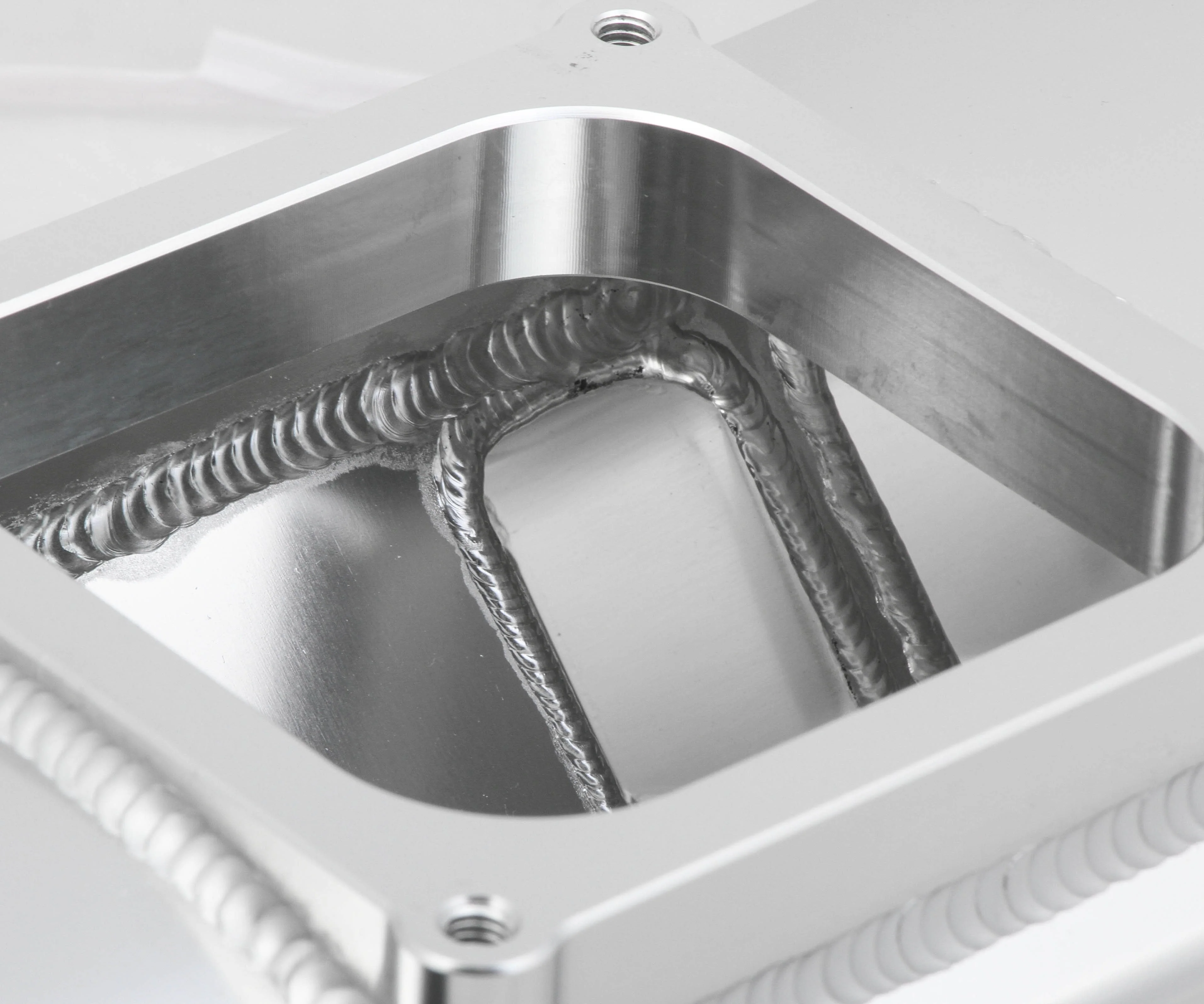 Fabricated Intake Manifold BBC Single Plane 1 x 4500 Silver with Sniper Logo - Image 8
