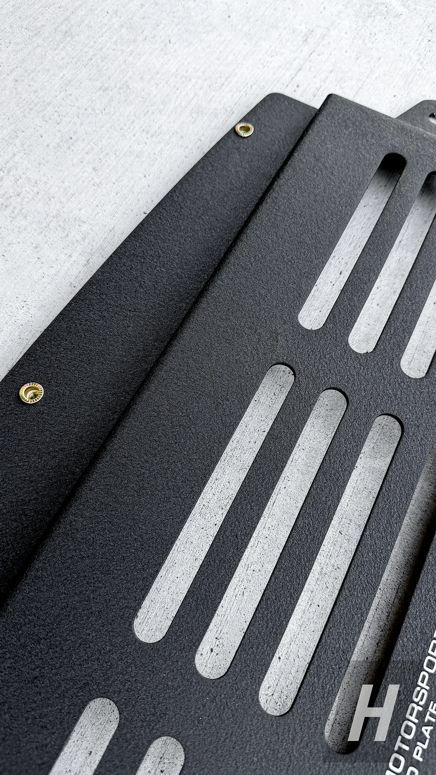 HM S55 Oil Cooler Skid Plate - F80 M3 | F82 / F83 M4 - Image 3