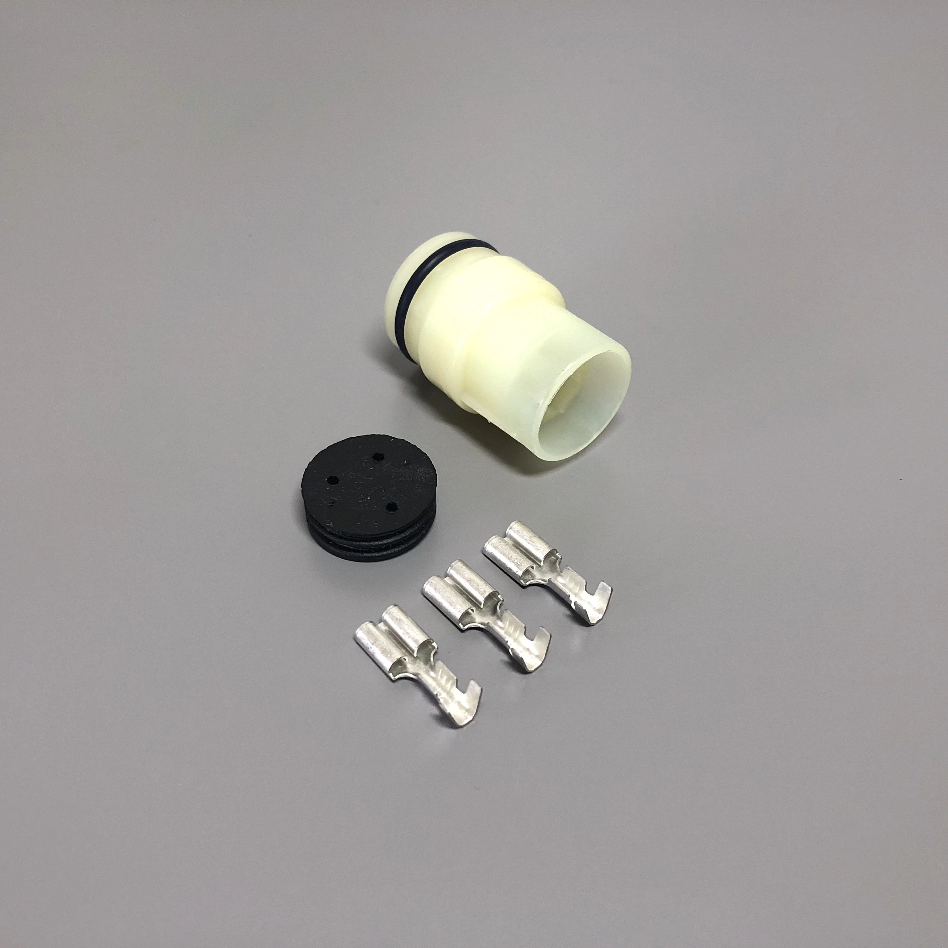 Nippon Denso 3-Pin Round Alternator Regulator Connector Plug Kit - Image 3