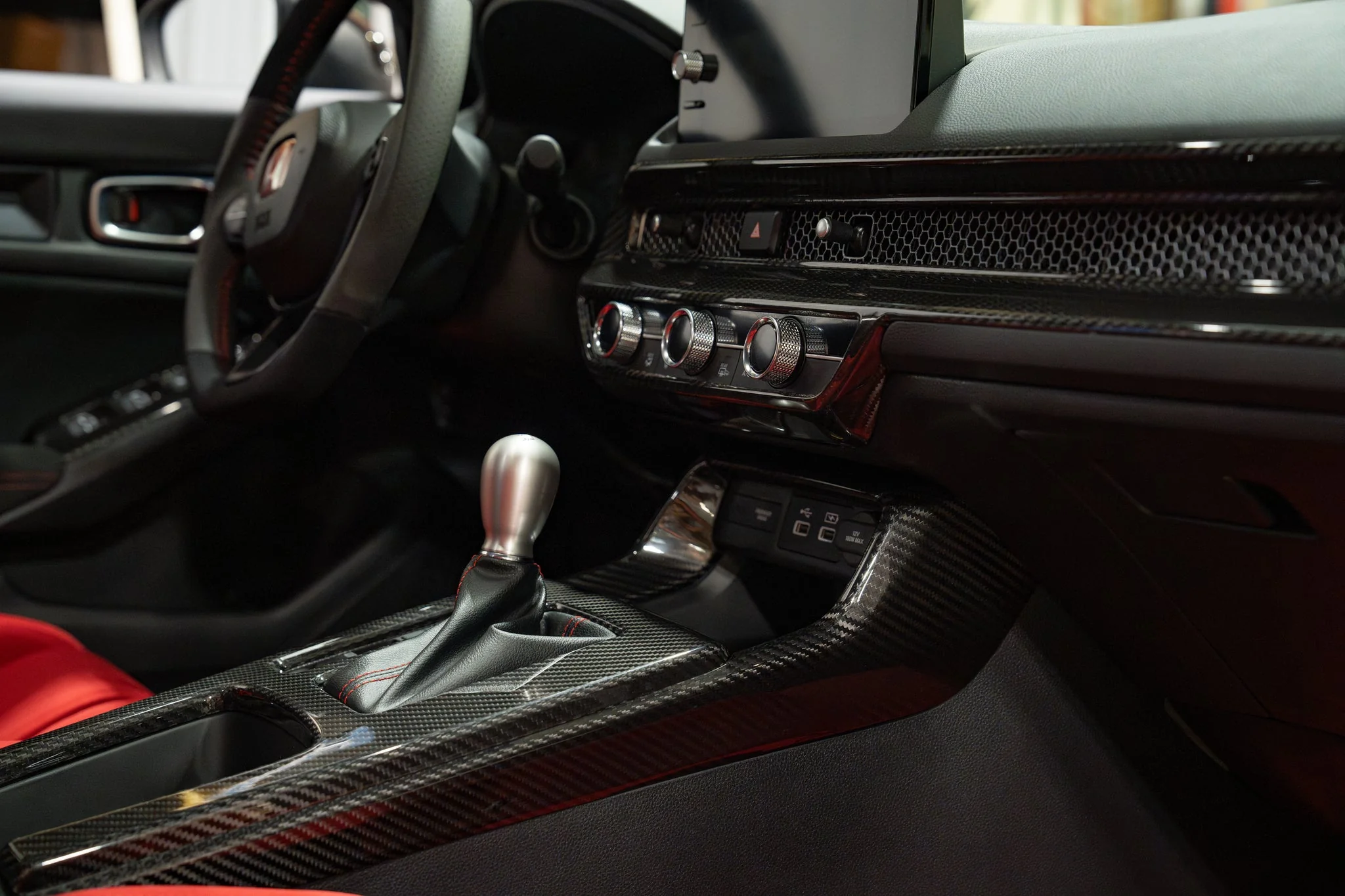 OLM LE Carbon Fiber Interior Dash Cover (2pc) - 2022+ FL Honda Civic / FL5 Type R - Image 2
