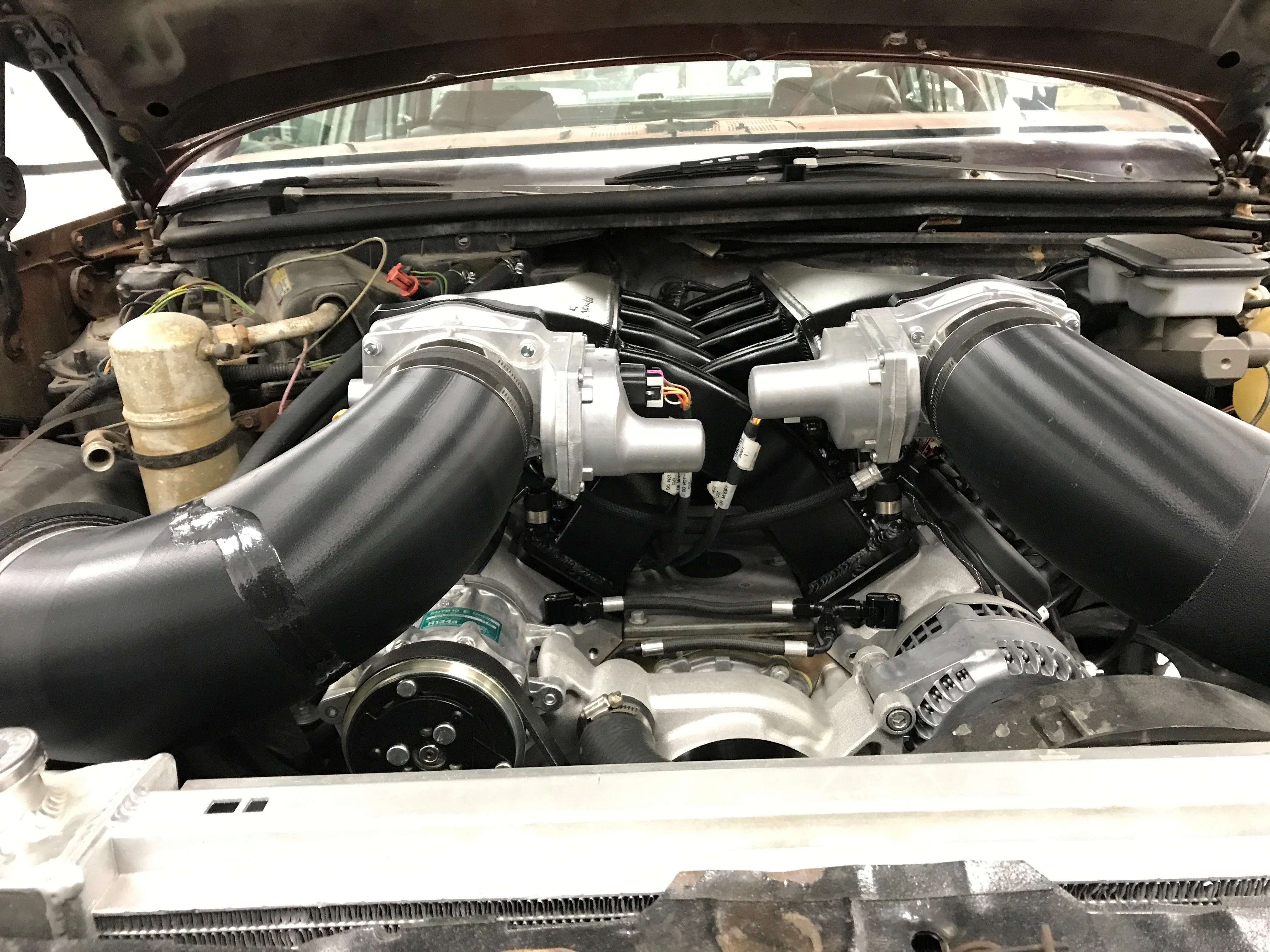 Sniper EFI Fabricated Intake Manifold Dual Plenum 92mm GM LS1/2/6, and Fuel Rail Kit - Silver - Image 16